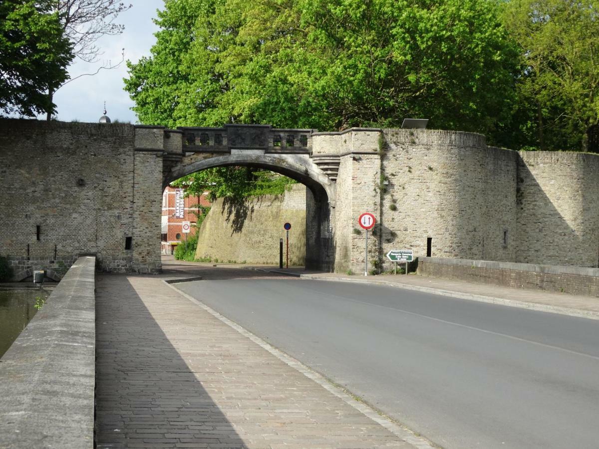Aan De Vestingrand Villa Ieper Ngoại thất bức ảnh